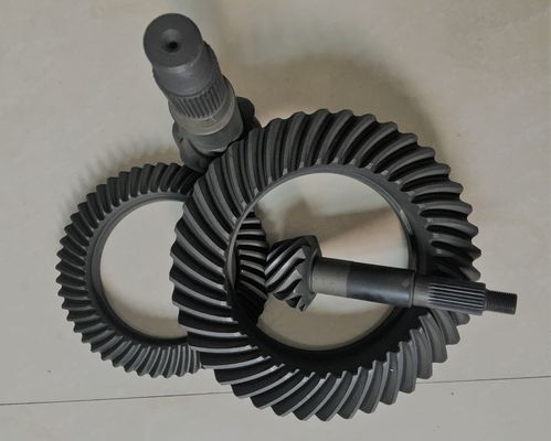 La transmission partie la couronne et le pignon en spirale de pignon conique pour NISSAN