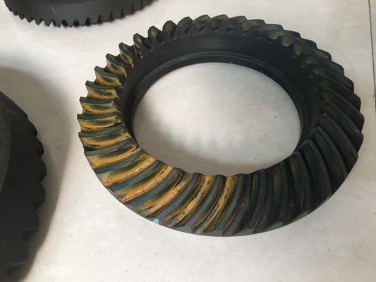 Matériel du diamètre 20CrMnTiH de pignon conique de NISSAN grand de pignon en spirale de couronne